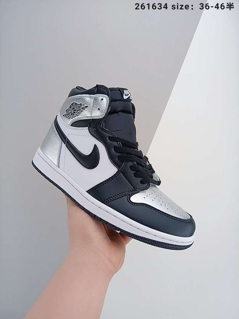 Jual NIKE AIR Jordan 1 Mid aj1 high top basketball shoe is made of