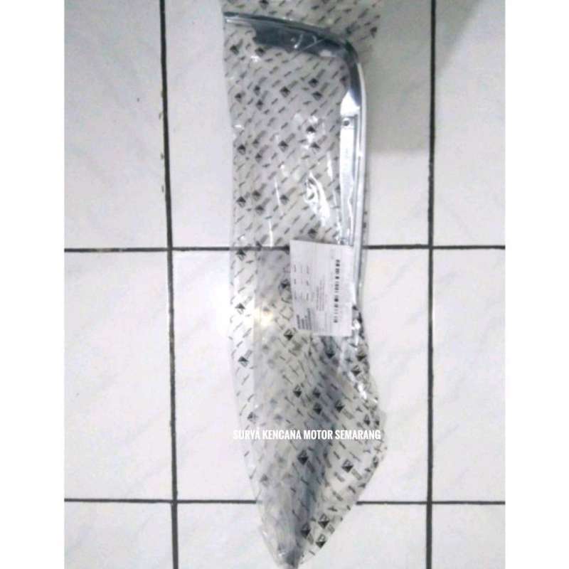 Jual Lis list bodi body sayap depan kanan atas Vespa Matic Primavera Sprint asli original di