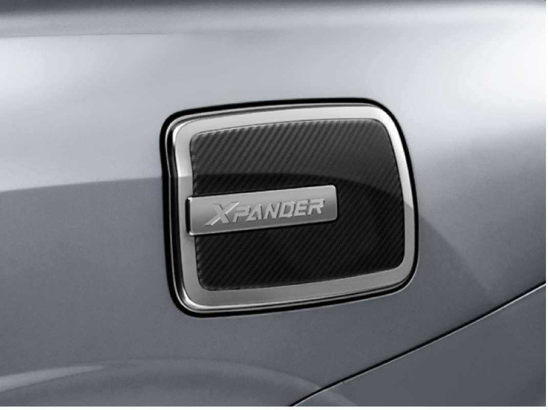 Jual COVER TUTUP TANGKI BENSIN XPANDER ORIGINAL / FUEL LID GARNISH