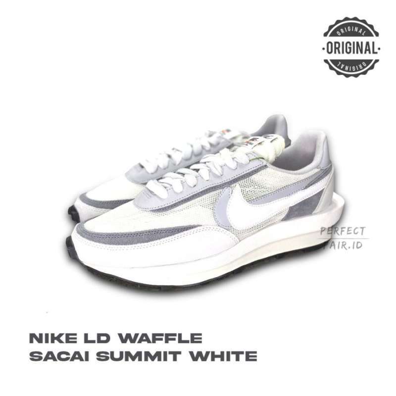 ld waffle sacai white grey