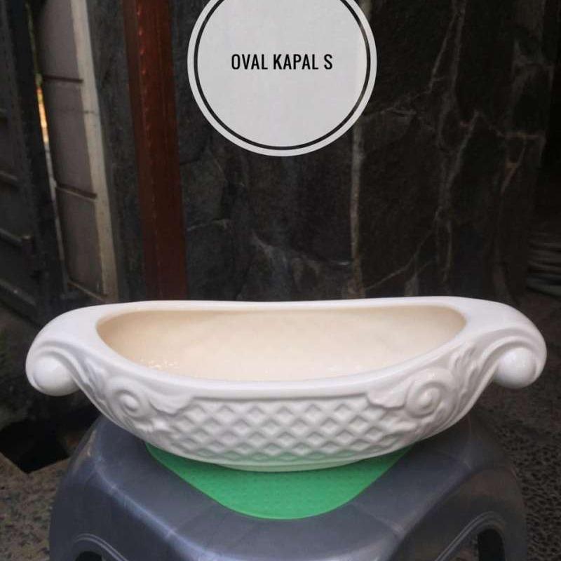 Jual Vase Keramik Oval Kapal S ( Termasuk Bubble Wrap 2 Meter ) di