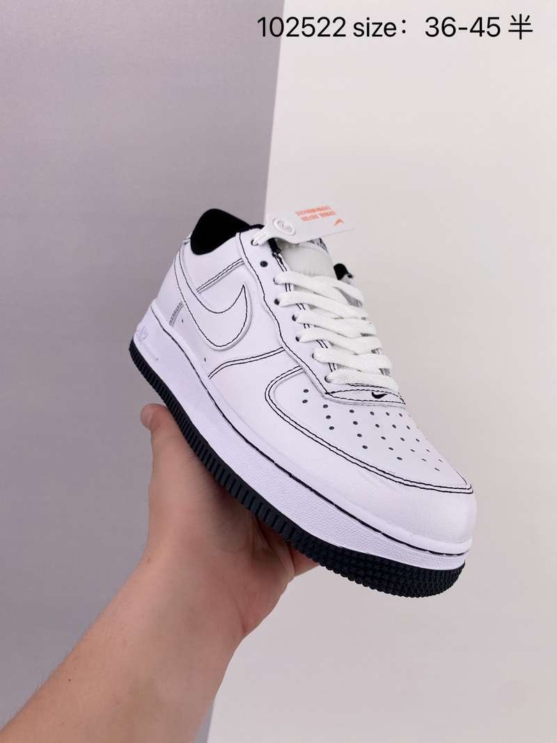 Jual NIKE AIR Force 1 ’07NIKE AIR Force 1 Sepatu olahraga berjalan