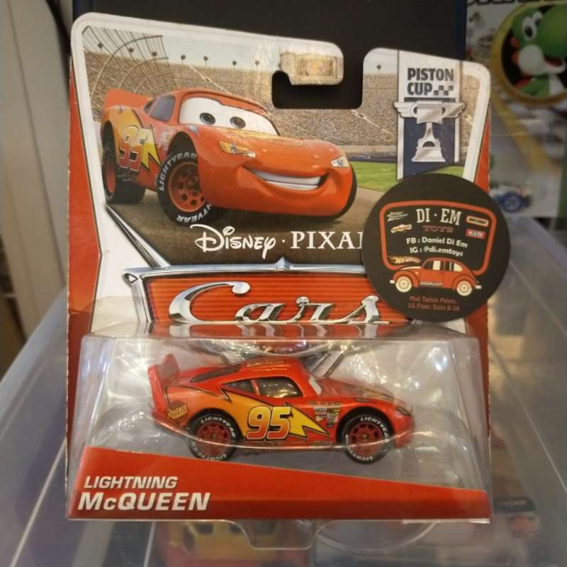 Jual Disney Pixar Cars Lightning Mcqueen Piston Cup Di Seller Di Em ...