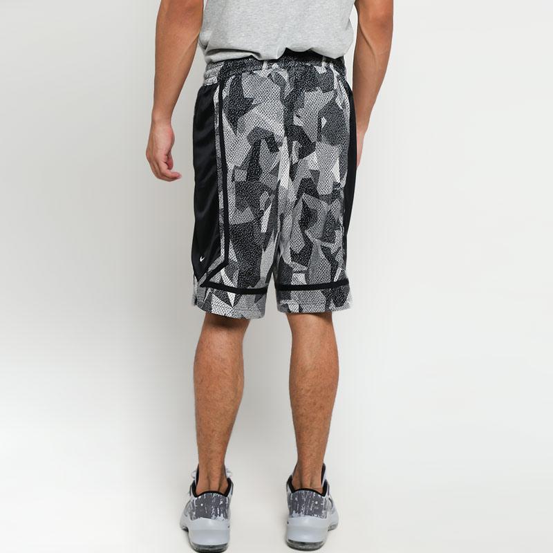 Jual Nike Men Basketball Kyrie Dry Elite Short Pant Black/white