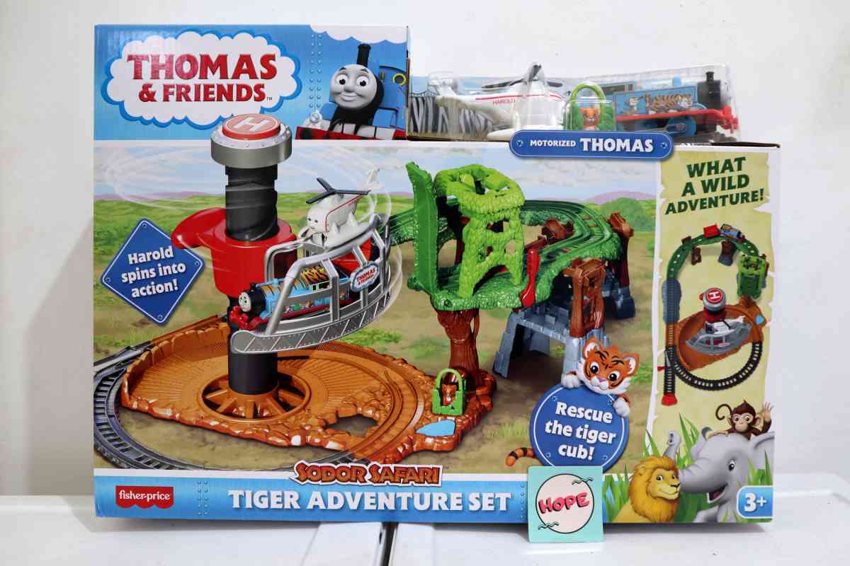 Sodor Adventure Set Jual Thomas And Friends Sodor Safari Tiger Adventure Playset Trek ...