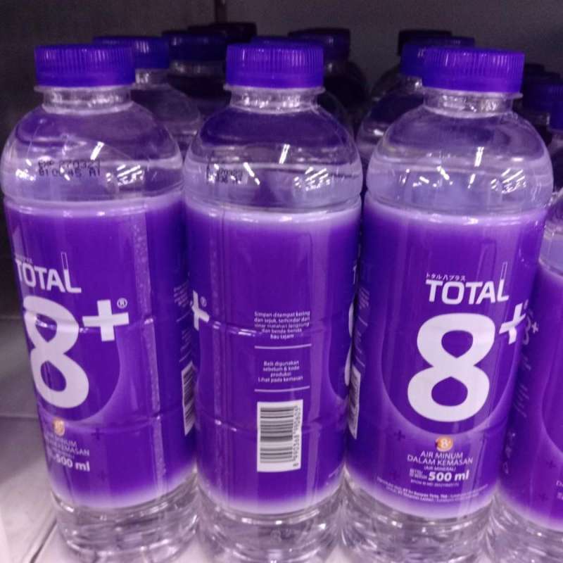 Jual mineral water total 8+ 500 ml air mineral di Seller Classy's
