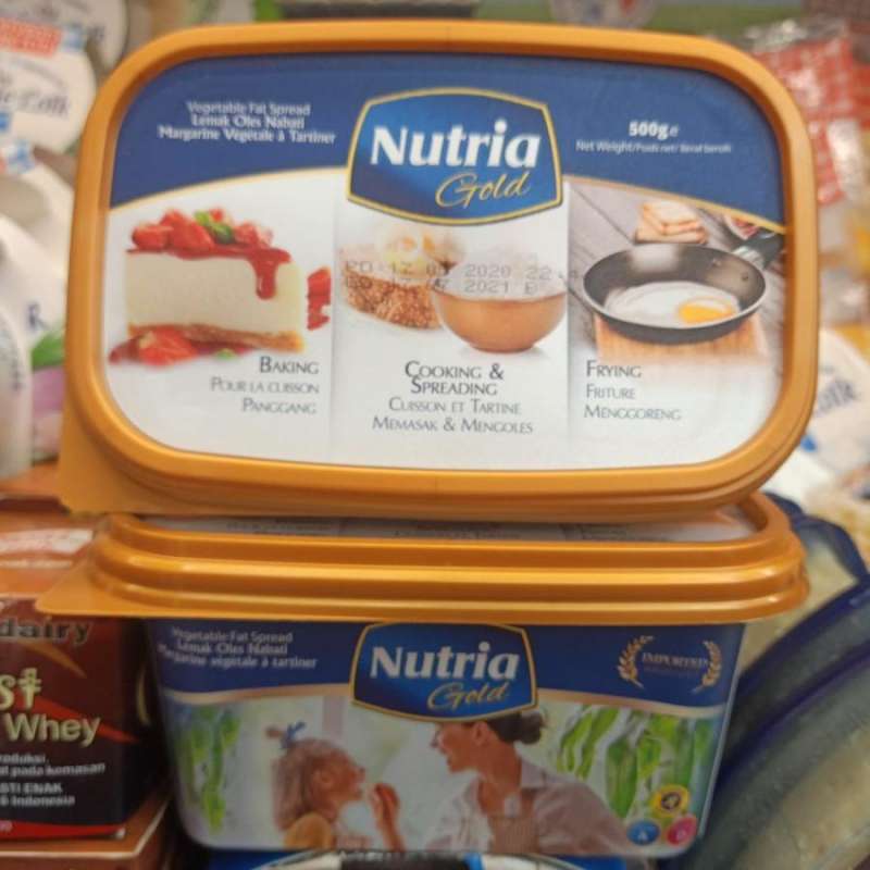 jual-nutria-gold-vegeteble-fat-cooking-speading-500gr-margarin-di