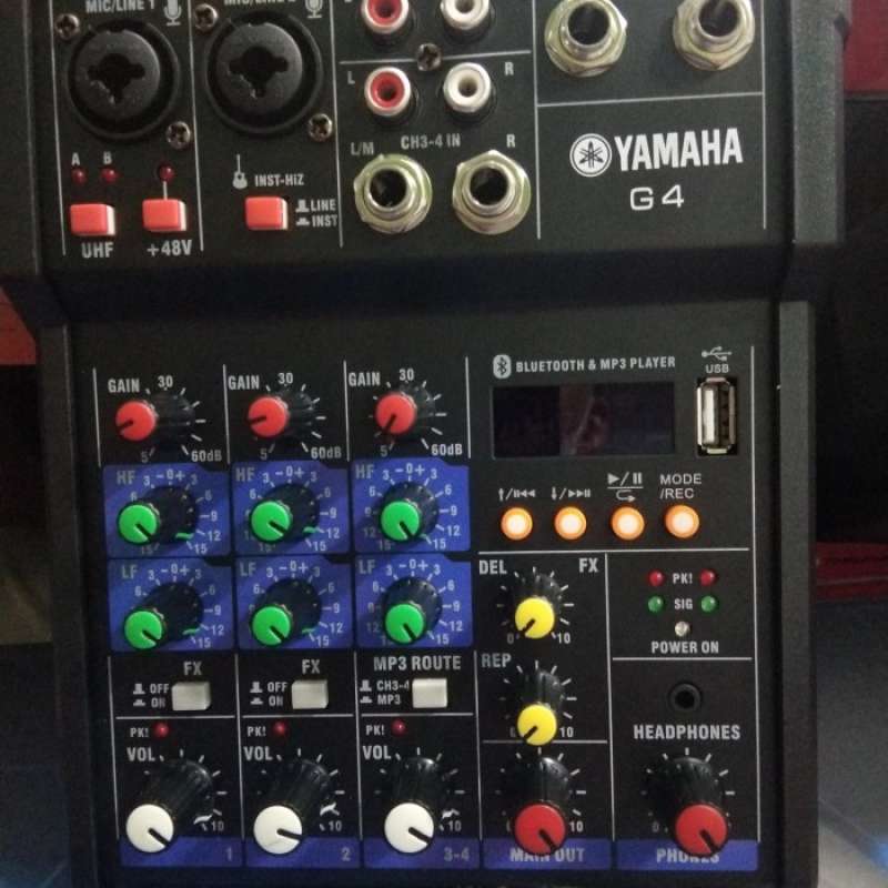 Promo MIXER MIC AUDIO YAMAHA G4 FREE 2 MIC WIRELESS Diskon 9 di Seller