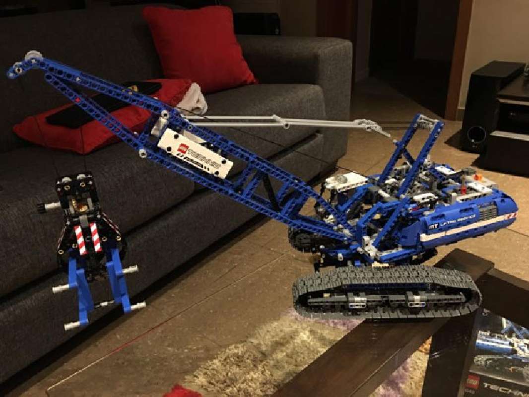 Jual Lego Technic 42042 Crawler Crane di Seller Shins Waroeng - Medokan Semampir, Kota Surabaya 