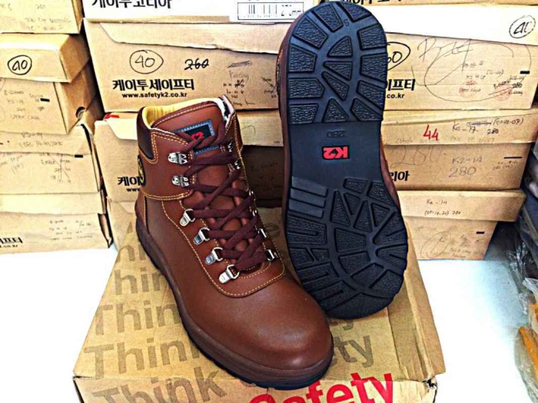 Promo SAFETY SHOES K2 Original (Brown) Cocok Untuk Semua kalangan