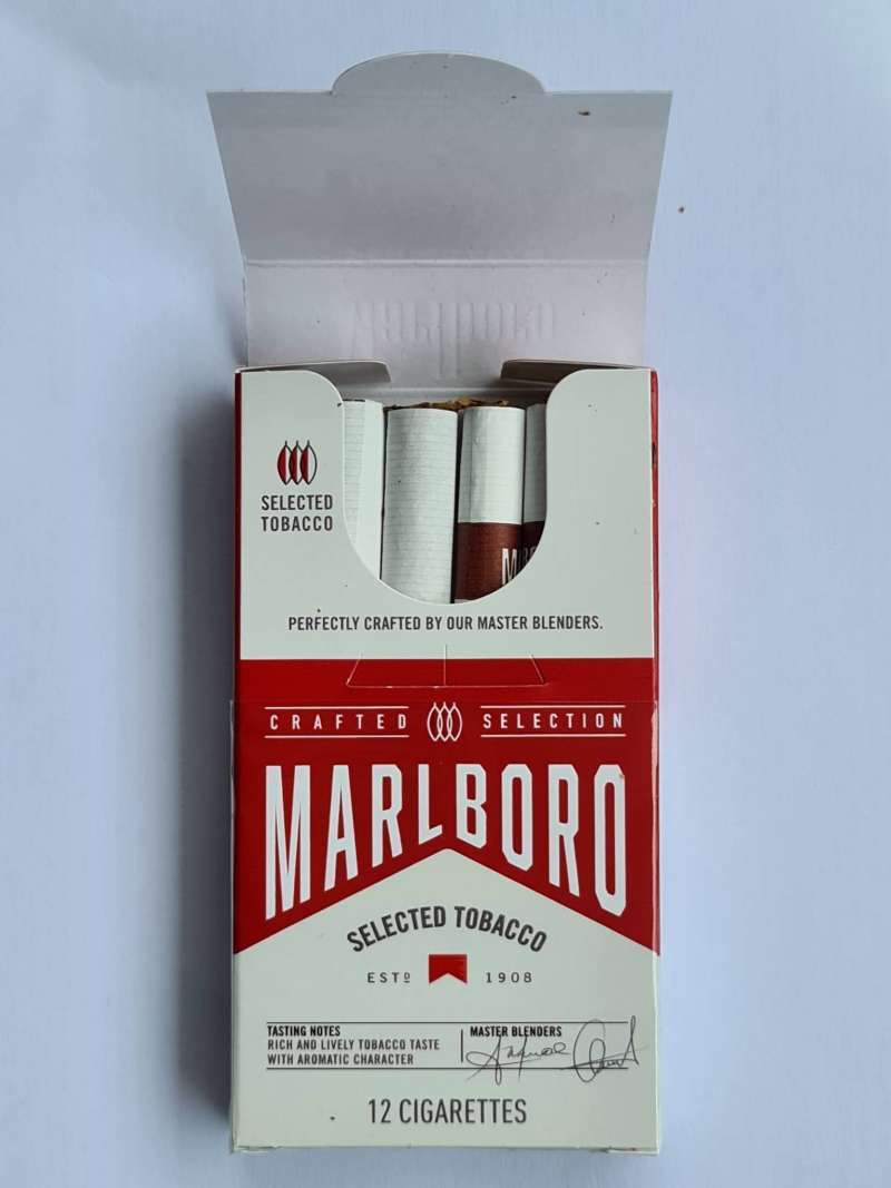 Jual Marlboro Crafted 12's [1 Slop/10 Bungkus] Di Seller Dubai