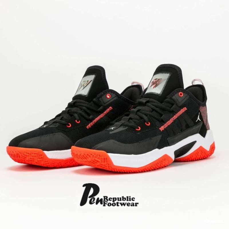 sepatu basket westbrook