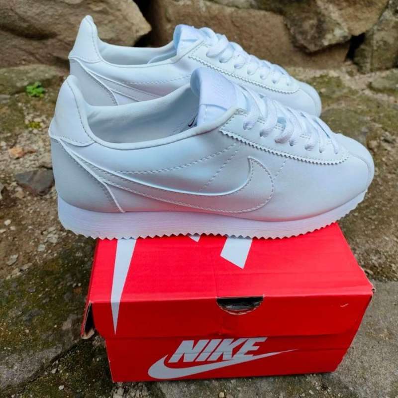 sepatu cortez