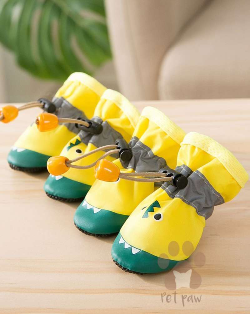questionno4pcslot anti air anjing hewan peliharaan anti slip hujan sepatu boot salju silikon sepatu anak anjing