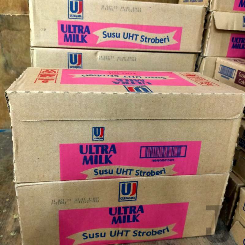 Jual Susu Ultra Milk UHT Stroberi 200ml- DUS di Seller tetapjaya II ...