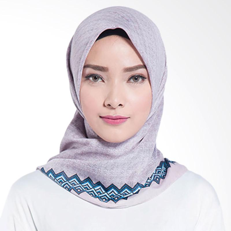 Jual Elzatta Kaila Latina Kerudung Light Grey Online Jual Elzatta Kaila Latina Kerudung Light Grey Online