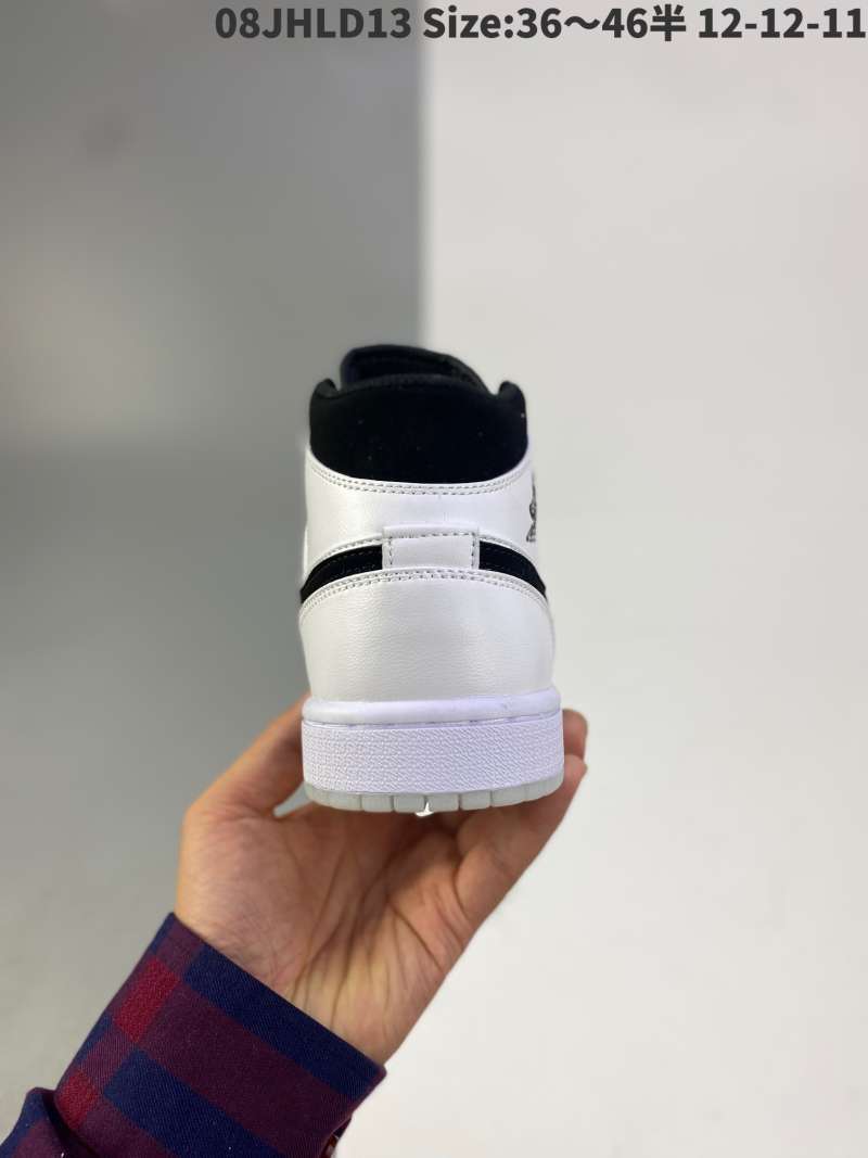 aj1 with shorts