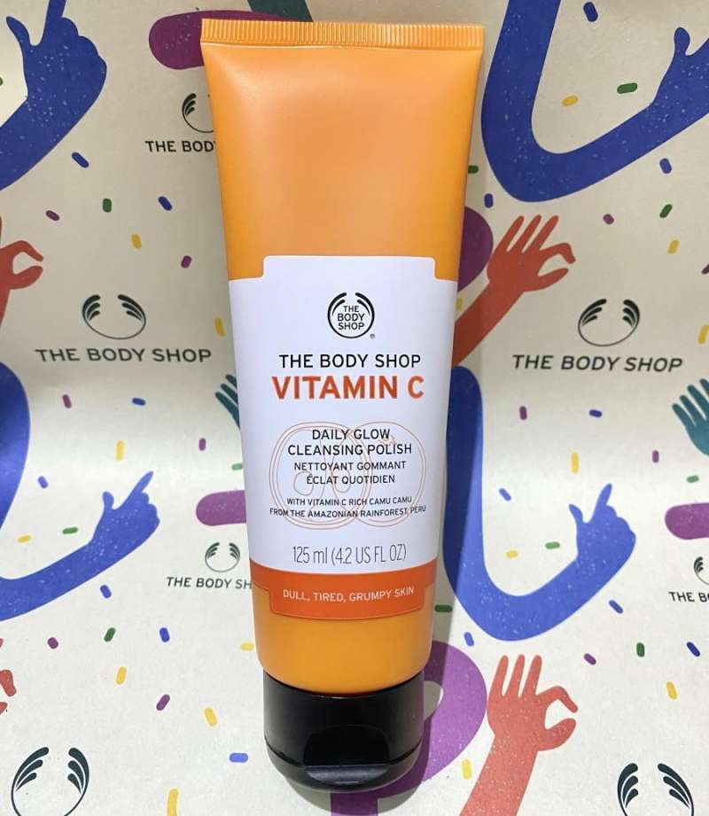 Promo THE BODY SHOP VITAMIN C DAILY GLOW CLEANSING POLISH Diskon 46 di