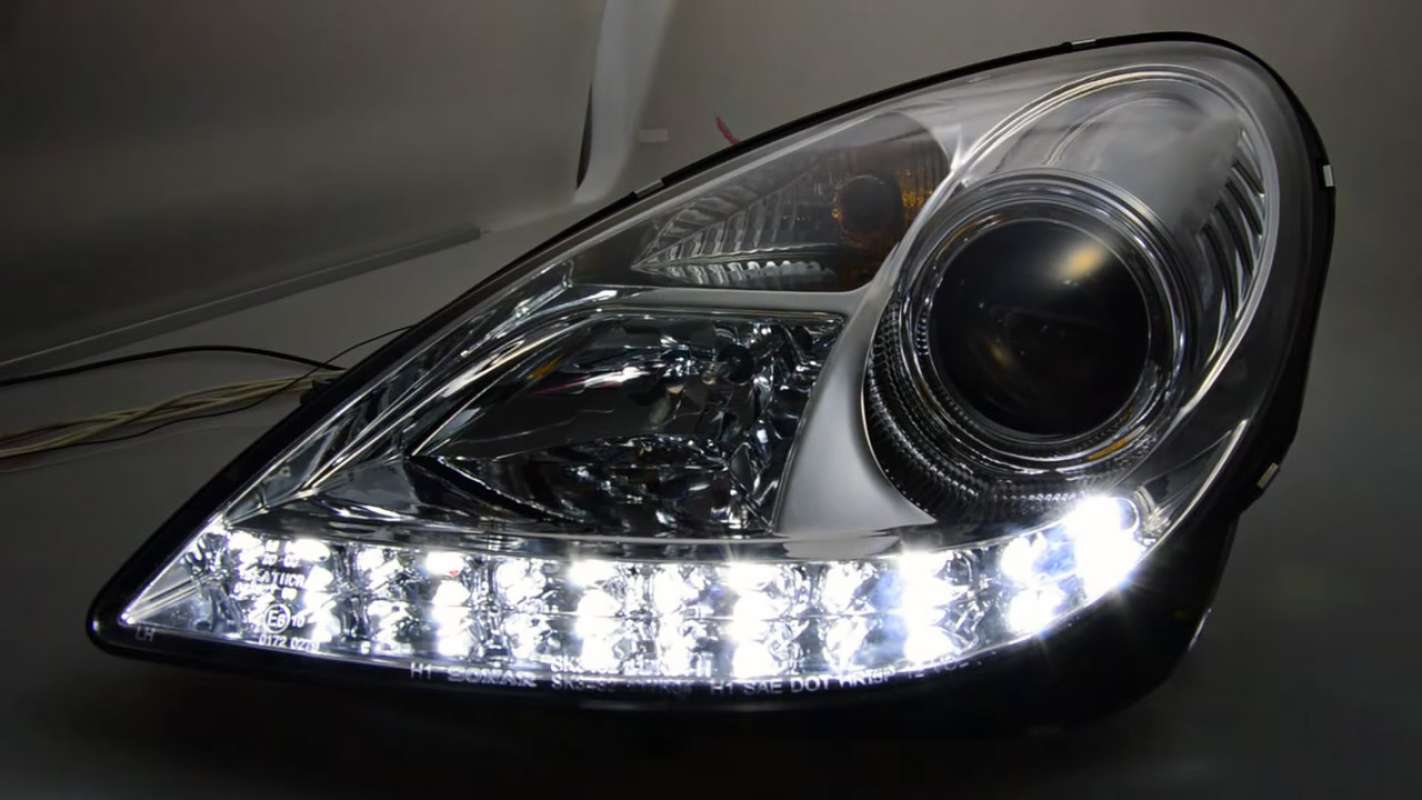 Jual Headlamp Mercedez Benz SLK R171 With Motor 0411 di Seller Variasi