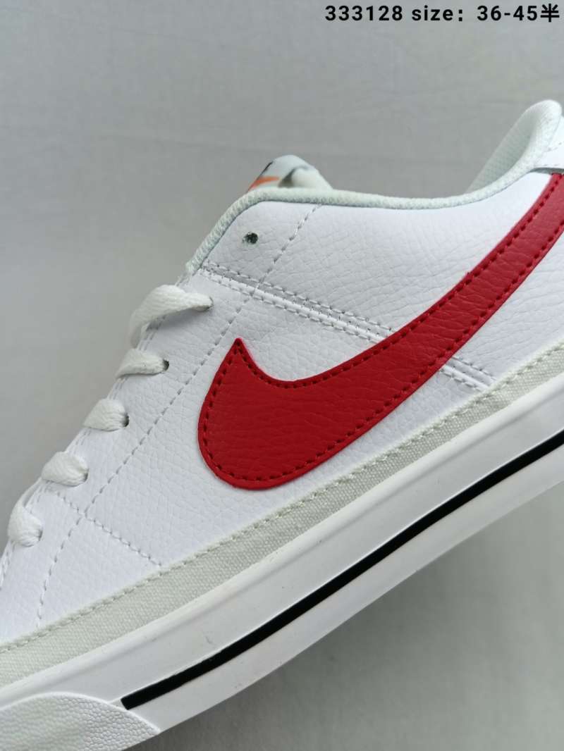 Jual Original The NIKE court legacy shoe pays tribute to the history of