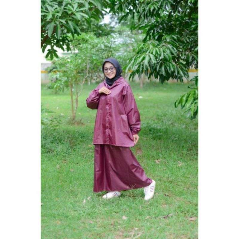 Jual Jas Hujan Rok Dewasa Bahan Parasut Anti Rembes Jas Ujan  Navy di