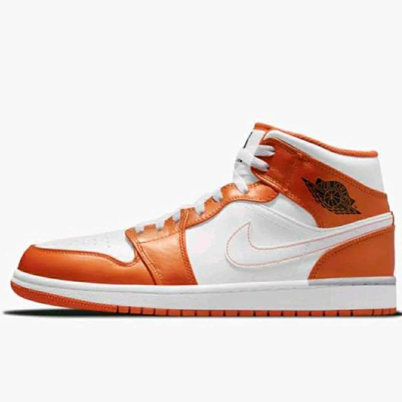 jordan 4 lighting retail