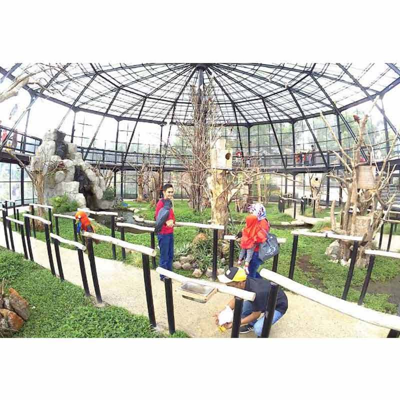 Jual Lembang Park & Zoo Bandung E-Ticket Online Februari 2021 | Blibli
