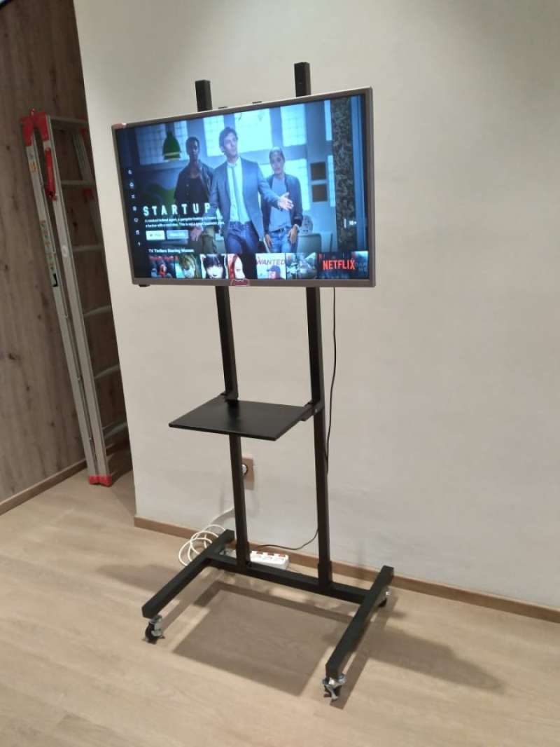 Tv Roda Jual Bracket Standing/Braket Stand TV Roda 65 60 55 50 43 32 INCH di ...