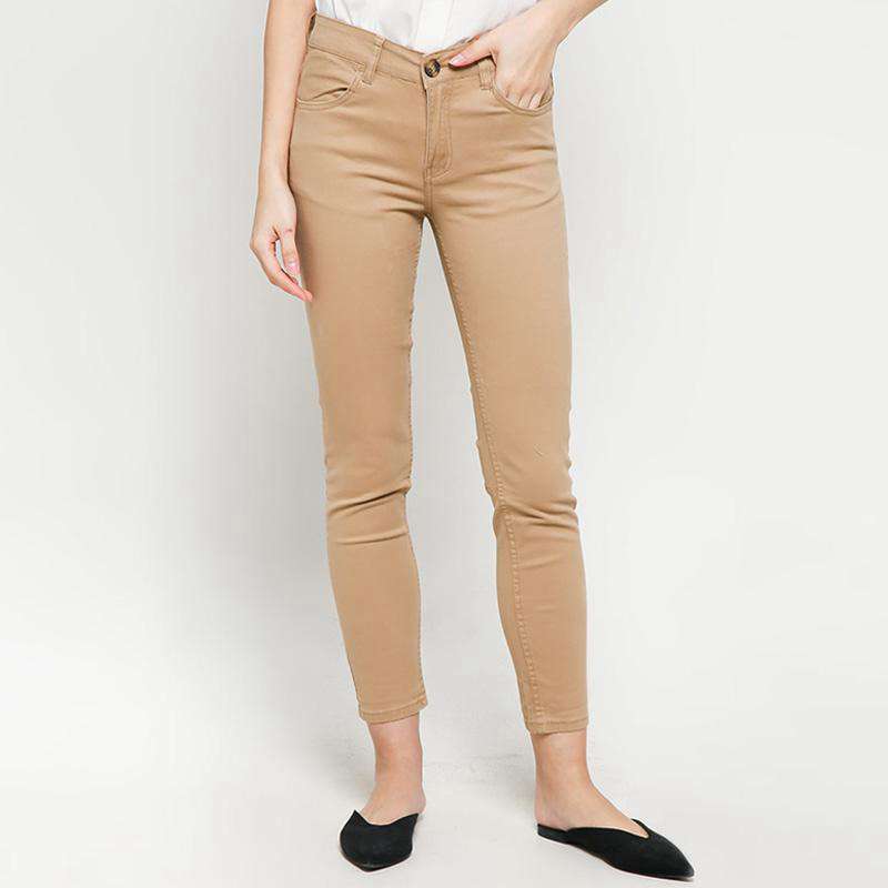 Celana Pendek Qaisa Khaki