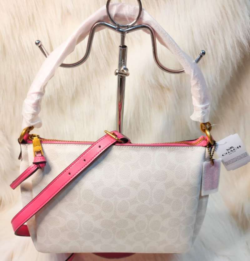 Jual Coach Shay Crossbody In Signature Canvas di Seller Store