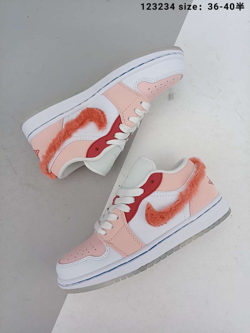 Jual NIKE Air Jordan 1 low aj1 low top casual skateboard is the only leather shoe in the market