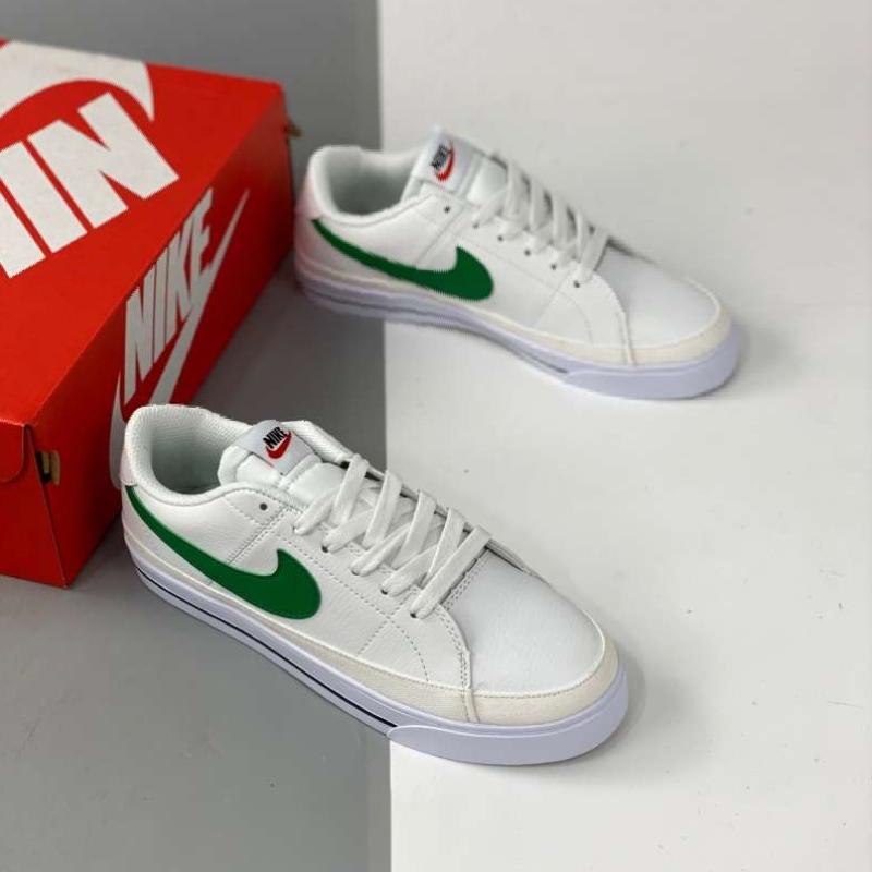 Jual Original The NIKE court legacy shoe pays tribute to the history of tennis culture with