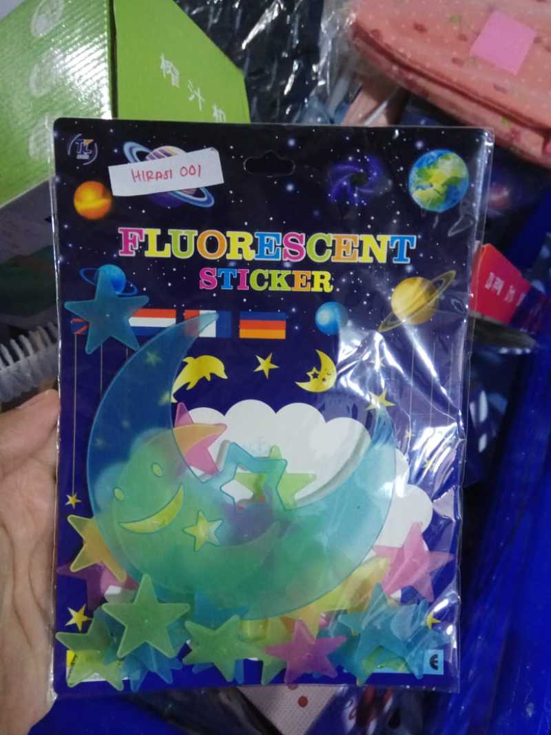 Jual Wall Sticker Bintang Glow In The Dark Tempelan Stiker Bintang Di ...