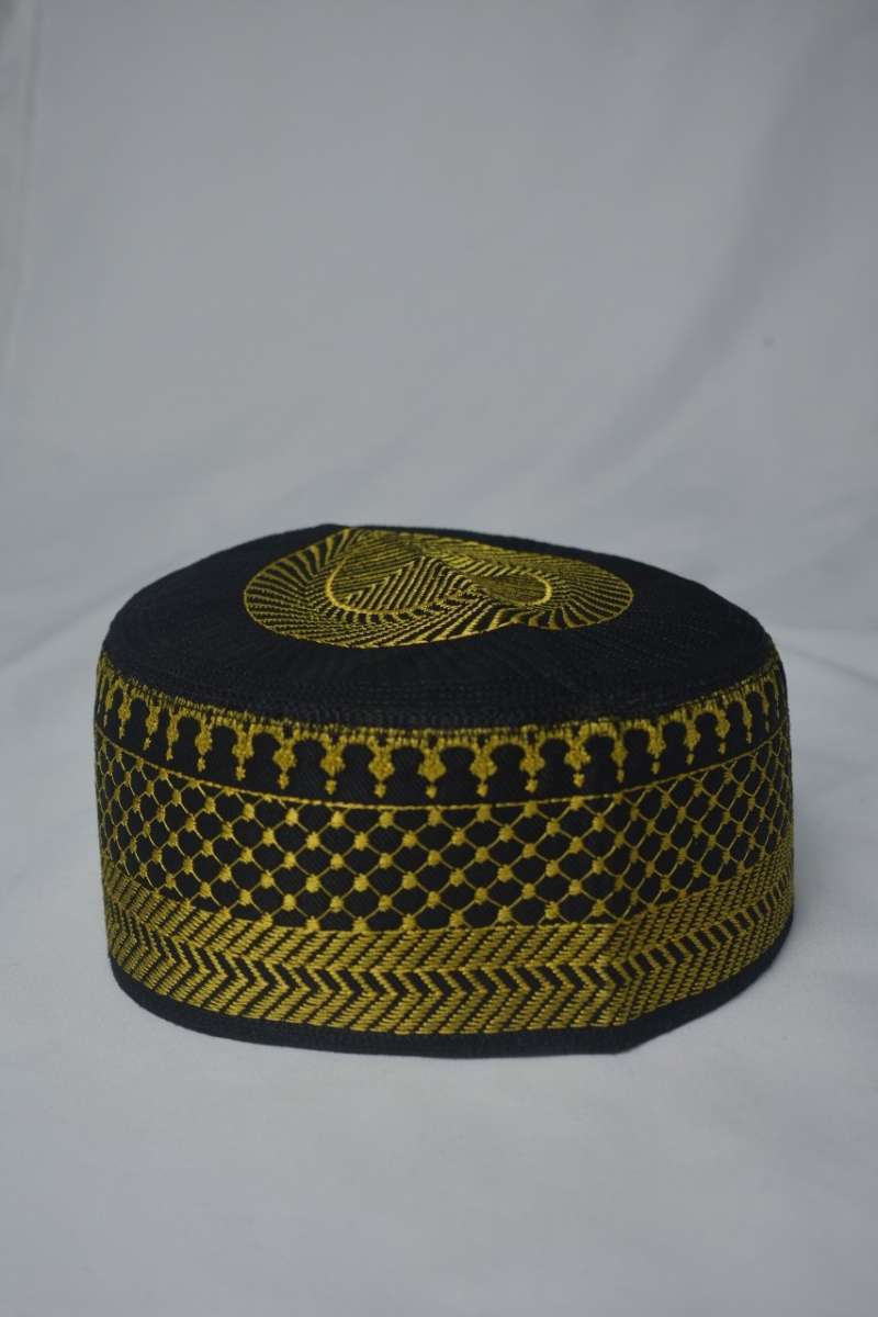 Jual kopiah peci madina bugis aneka warna hitam motif warna gold harga