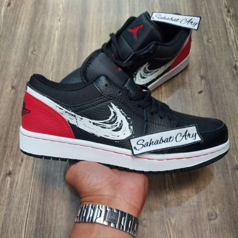 Jual Sepatu Air Jordan 1 Low Brushstroke Swoosh Black di Seller Footy Store Blibli