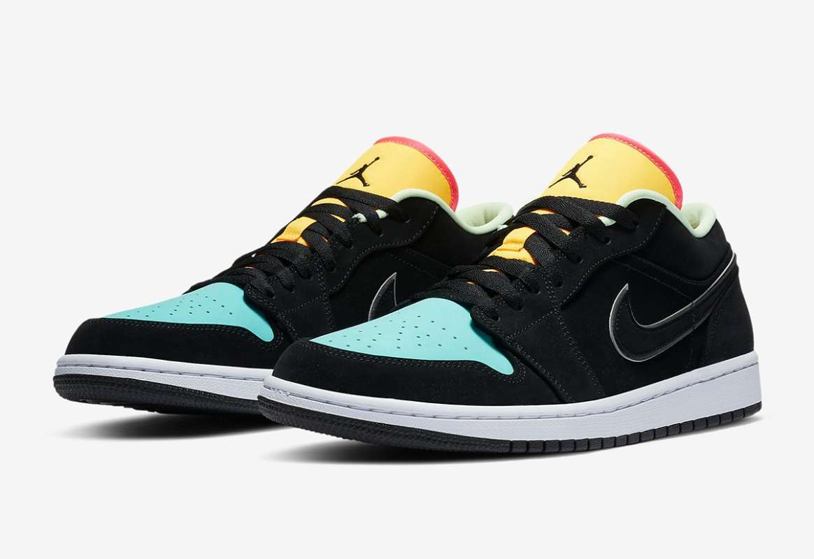 universal blue jordan ones