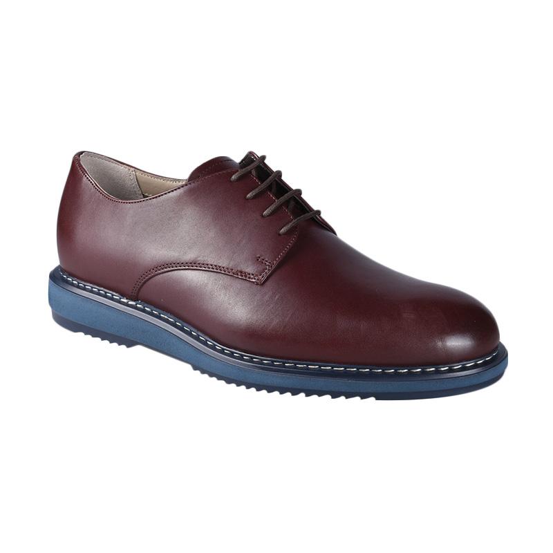 Jual Clarks 26120699 Kenley Walk Sepatu Pria - Burgundy