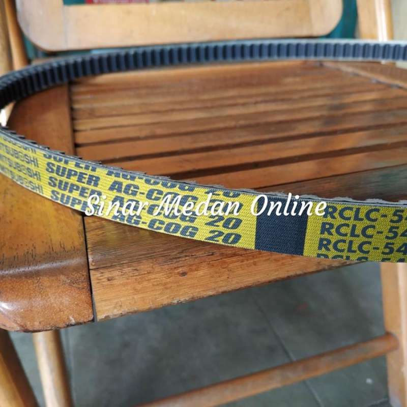 Jual Mitsuboshi RCLC-54 V Belt Combine Harvester KUBOTA DC-60 RCLC54 ...
