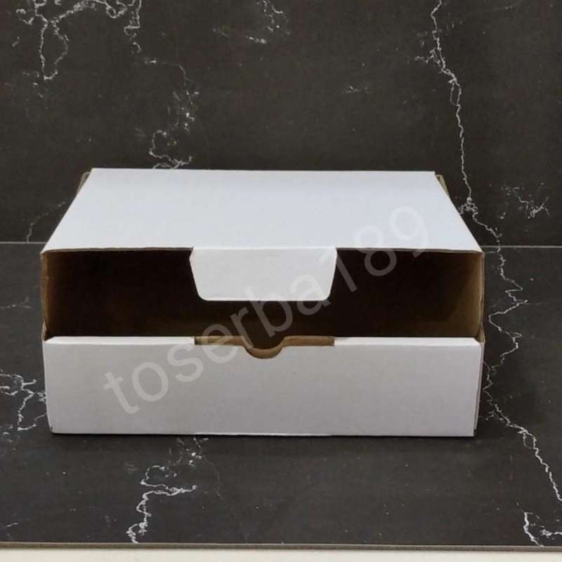 Jual Kardus packing box pizza/die cut uk 20x10x6 PUTIH di Seller