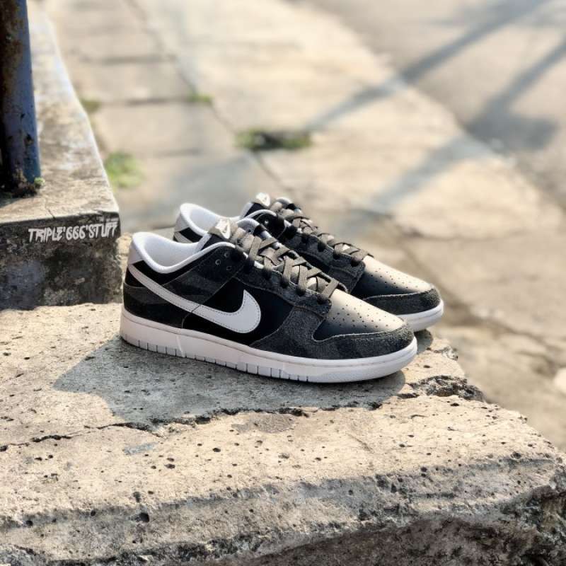 Jual NIKE DUNK LOW PRM ZEBRA ORIGINAL Multicolor di Seller Gudang