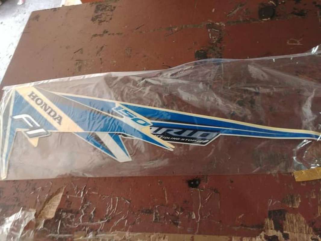 Promo Striping lis/Stiker Body/Stiker Motor Honda Vario 150 2015 Putih