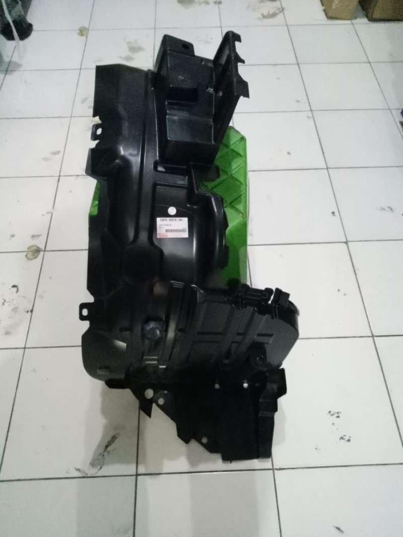Jual liner fender kanan avanza xenia 53875BZ270 tahun 2017/2018