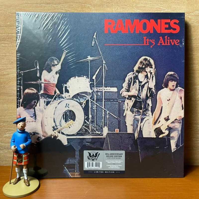 Jual VINYL RAMONES IT'S ALIVE 40TH ANNIVERSARY DELUXE EDITION (BOX SET) di Seller Playlist