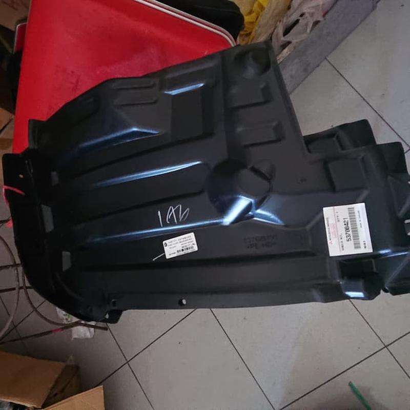 Jual Inner Fender Depan Bagian Depan Mitsubishi Pajero Sport Triton Di 