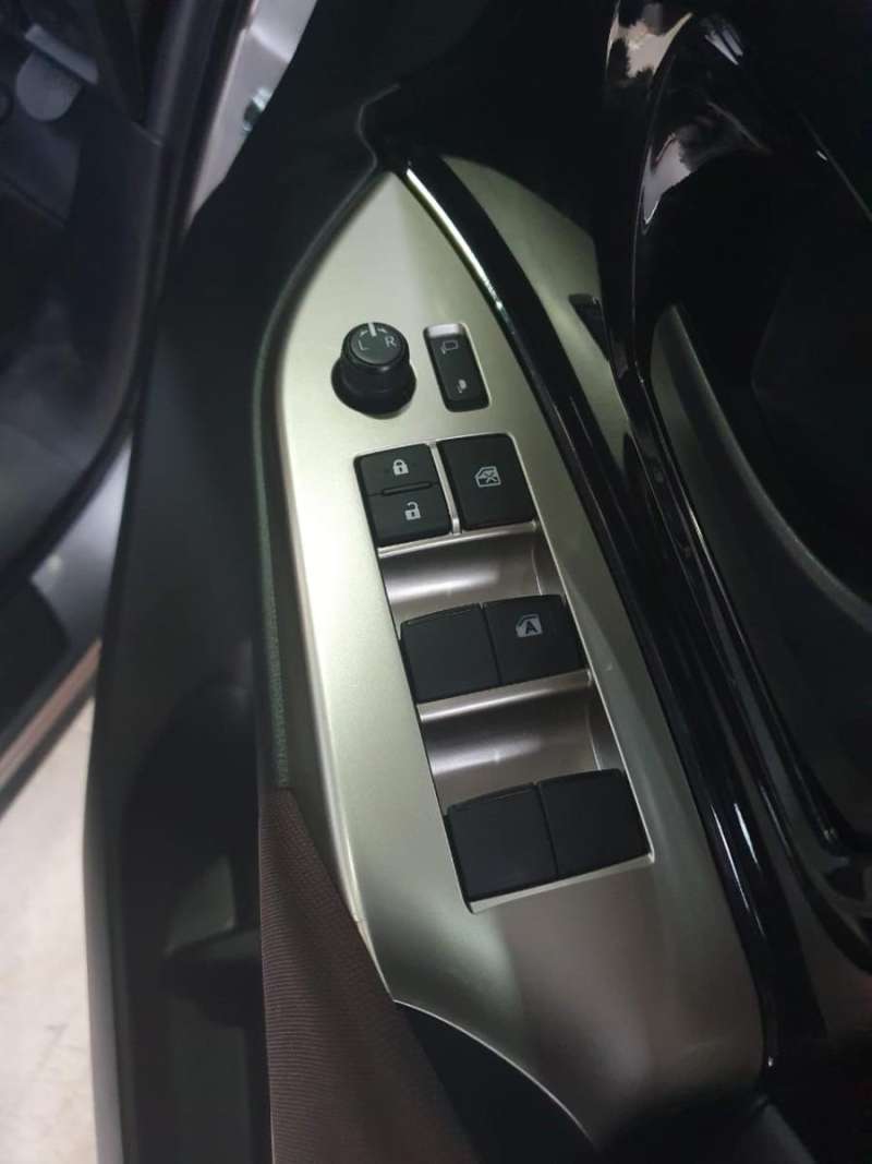 Auto Retract Mirror Innova: Kenyamanan dan Keamanan dalam Satu Sentuhan
