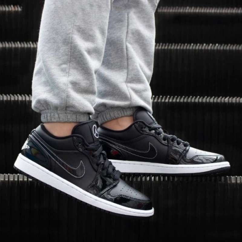 Jual NIKE AIR JORDAN 1 LOW ALL STAR CARBON di Seller Gudang Sepatu