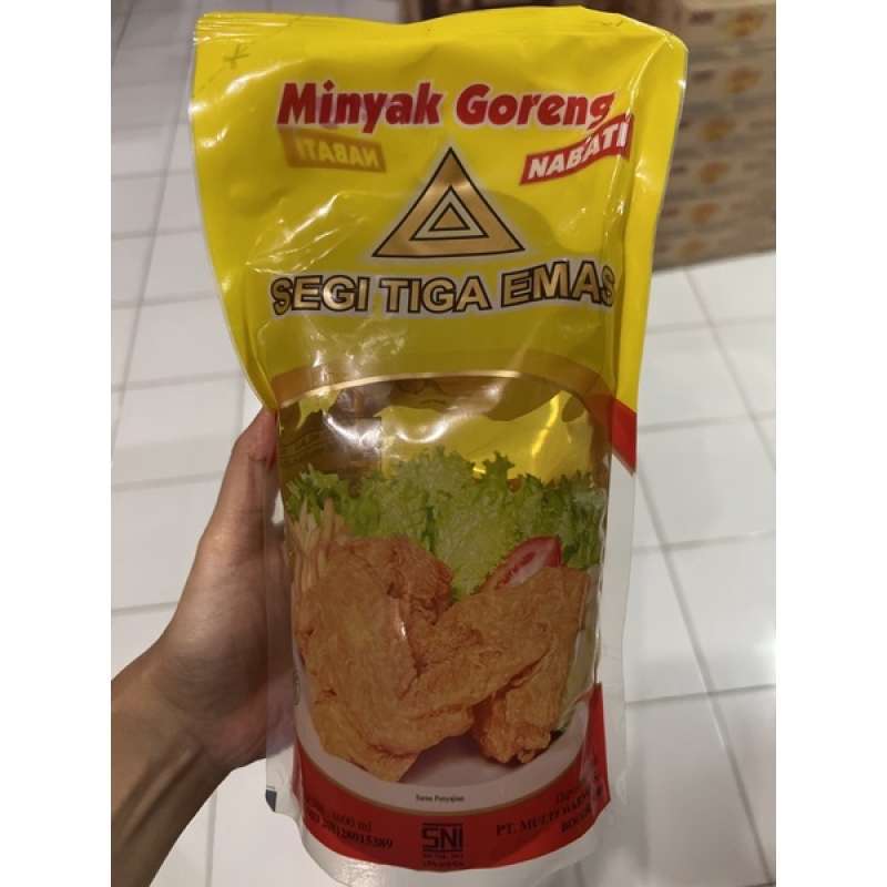 Jual Minyak Goreng Segitiga Emas 1L di Seller Neli Mart - Ciluar, Kota ...