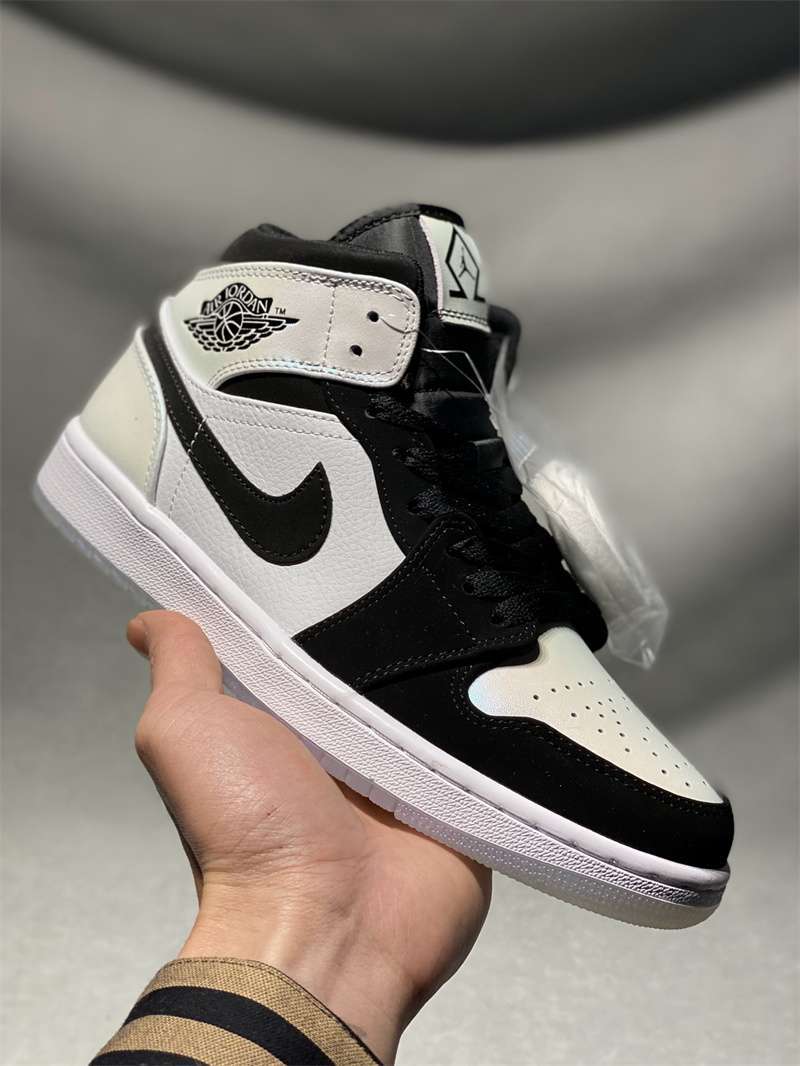 Jual Nike Air Jordan 1 Mid046 men's and women's lowtop hightop