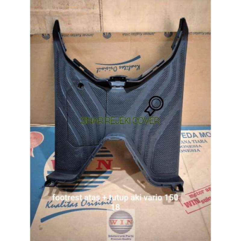 Promo Lantai / Footrest Atas + Tutup Aki Vario 150 18 Merk Win Diskon