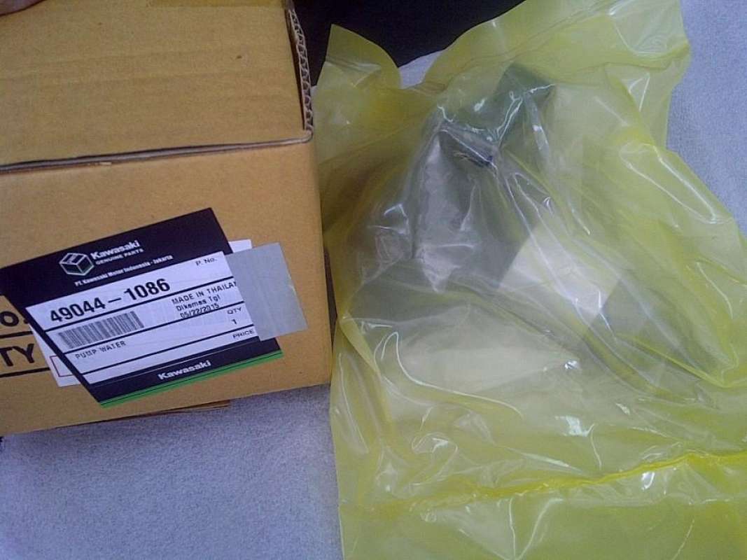 Jual Pompa Air/water Pump Kawasaki Ninja 250 R(karbu) Original, Ready